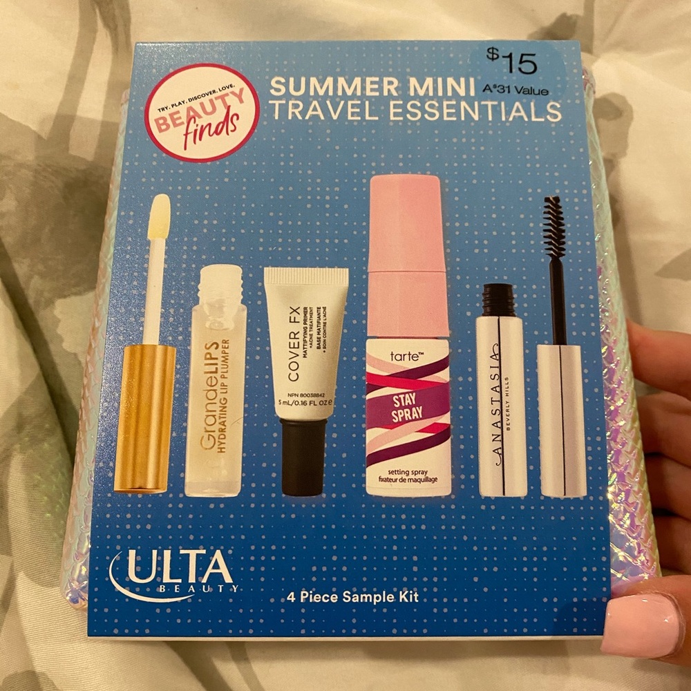 summer mini travel essentials